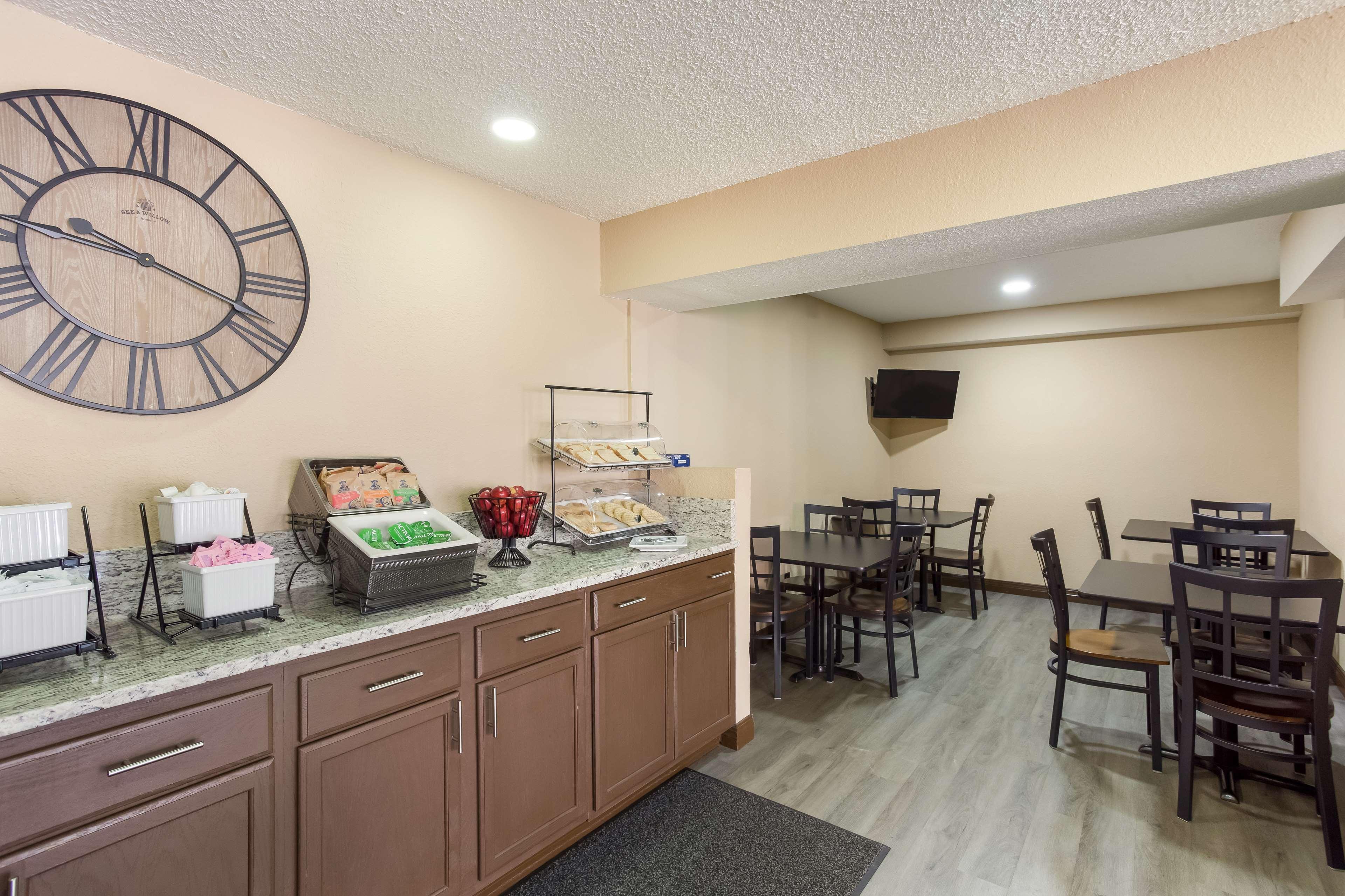 Hotel Surestay By Western