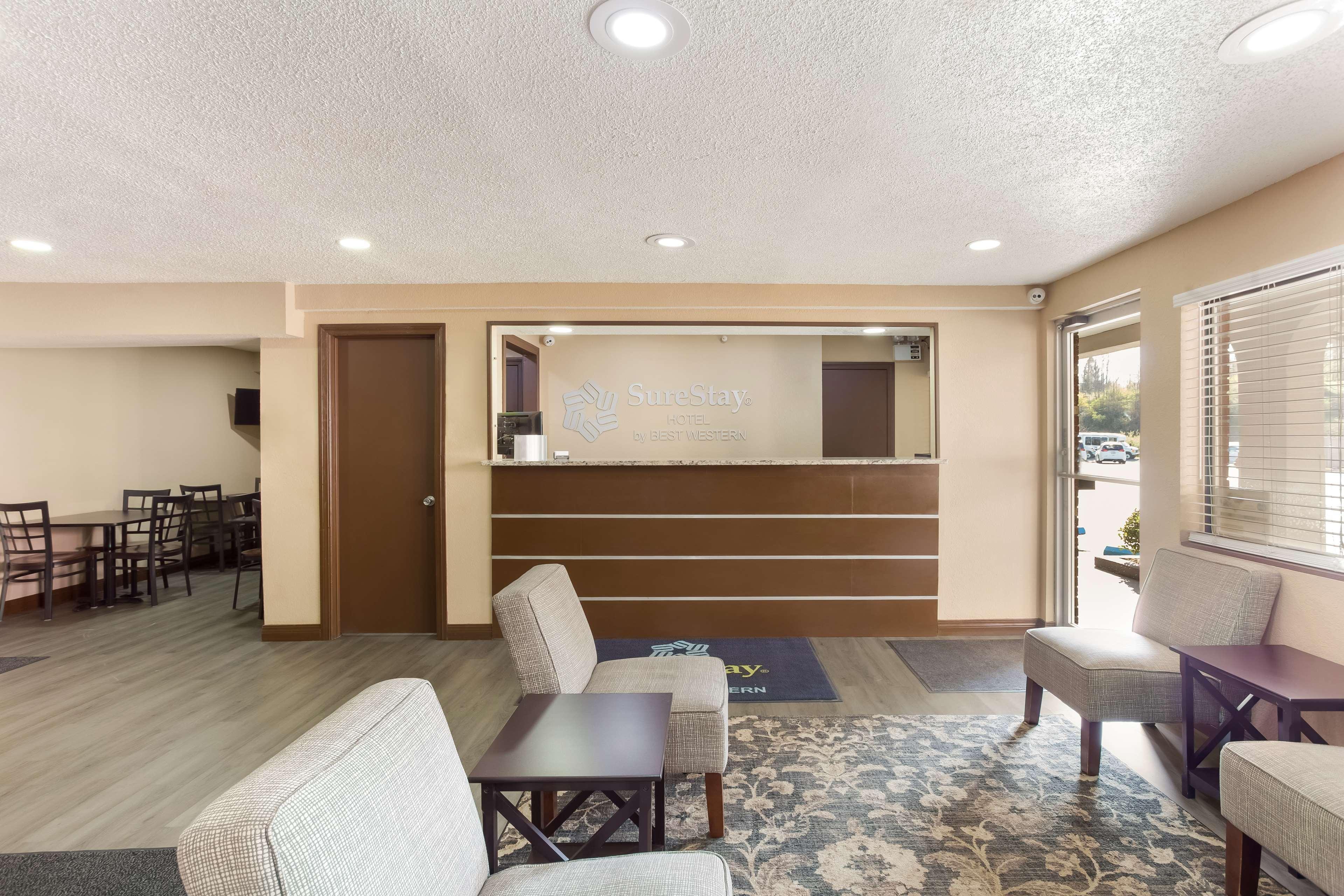 Surestay By Western Hotel